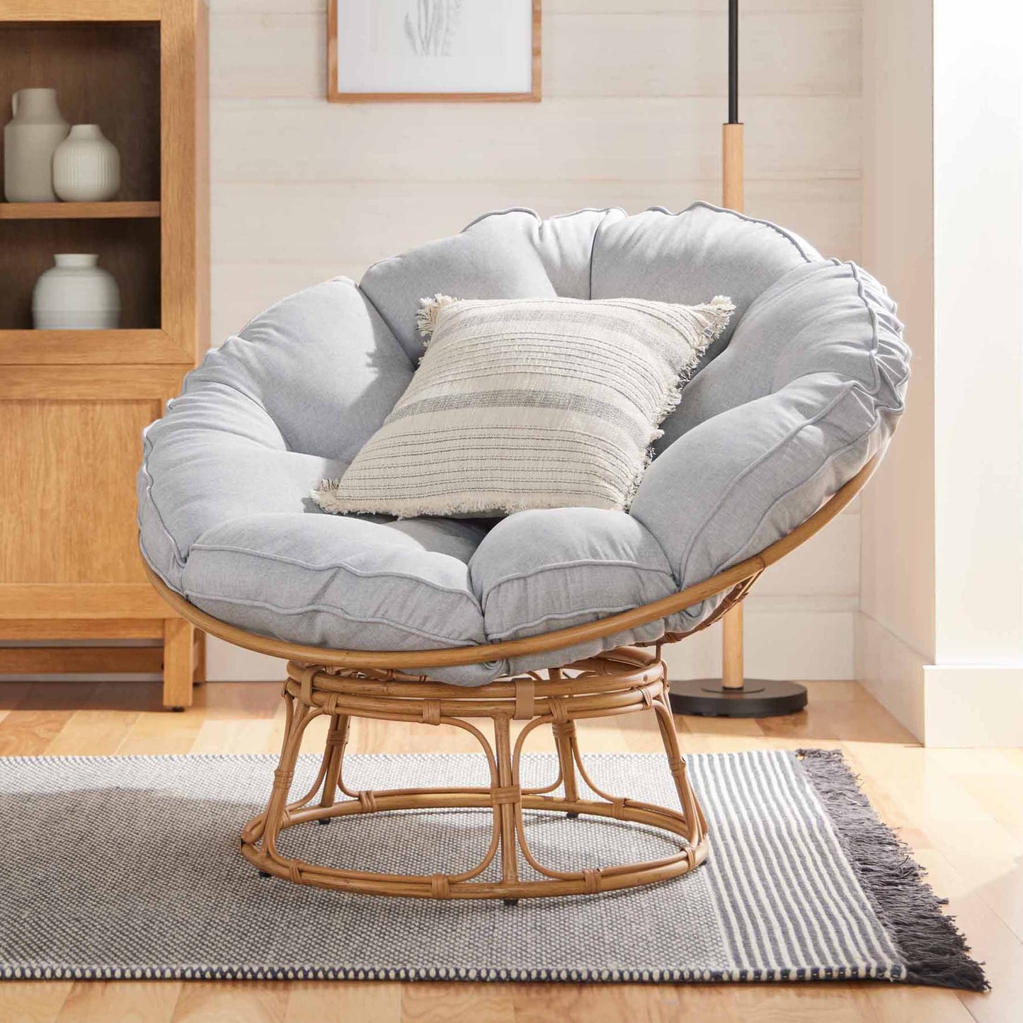 High-Class Luxury Living Style Single Papasan Chair 